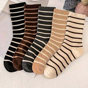 New 5 pairs Retro Stripe Crew Socks
